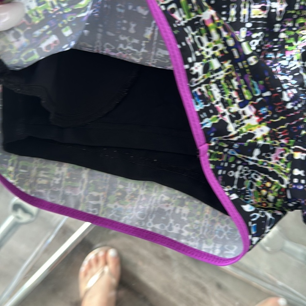 Fabletics Shorts - Picture 2 of 6